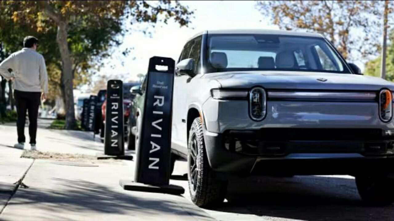 Rivian stock price prediction 2025